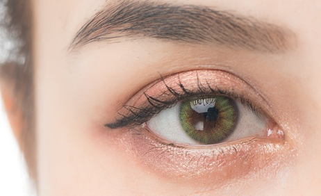 開(kāi)內(nèi)外眼角自然嗎？開(kāi)內(nèi)眼角安全嗎？