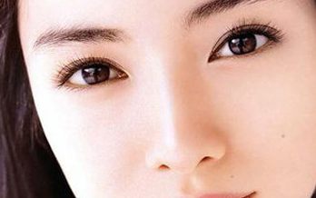 開眼角有疤痕嗎？