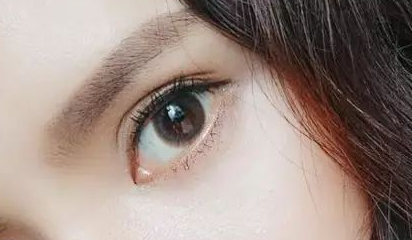 開眼角手術有什么優(yōu)點？開眼角手術有危害嗎？