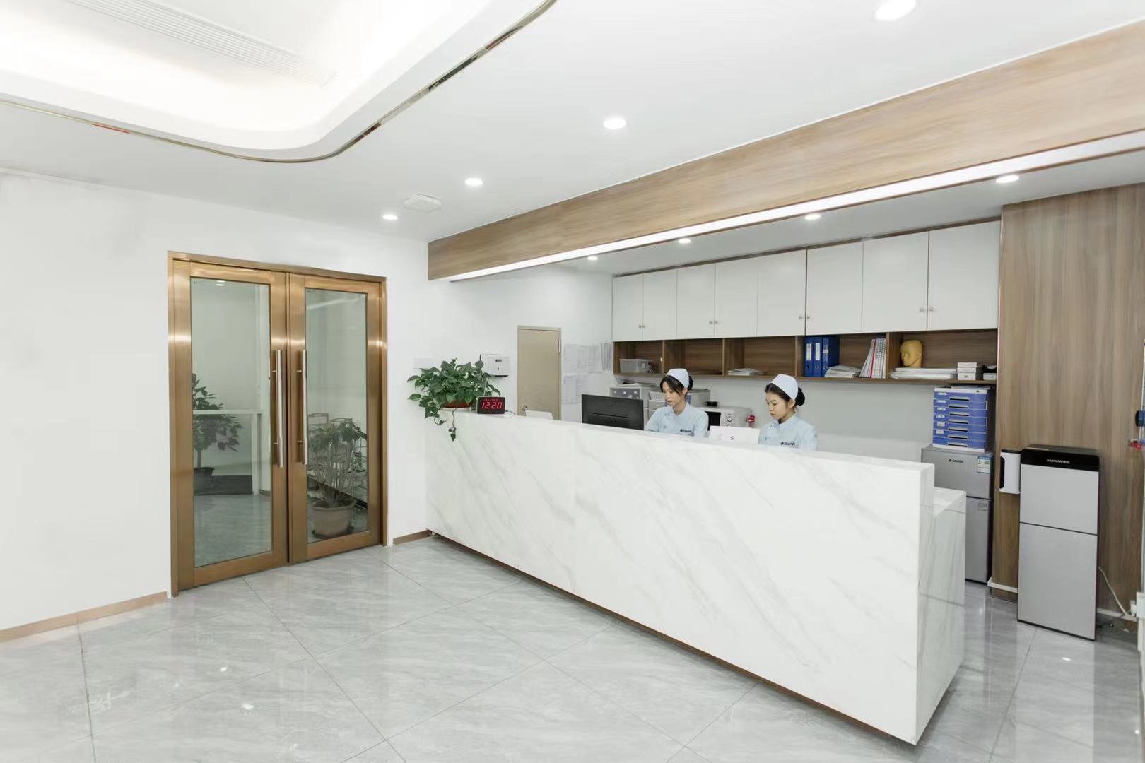  重慶萊普醫(yī)學整形門診部