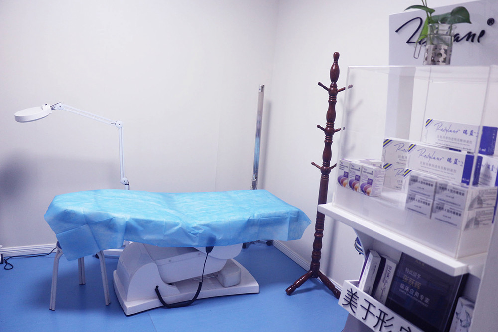 鄭州屈小麗醫(yī)療美容門診部 鄭州屈小麗醫(yī)療美容門診部