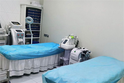 鄭州東雅醫(yī)療美容診所_治療室