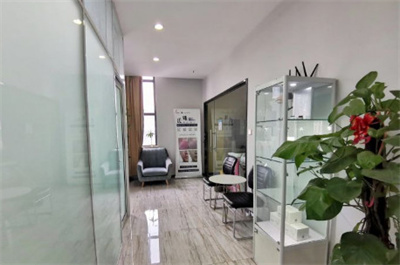 鄭州海倫整形美容醫(yī)院_眼袋咨詢(xún)室