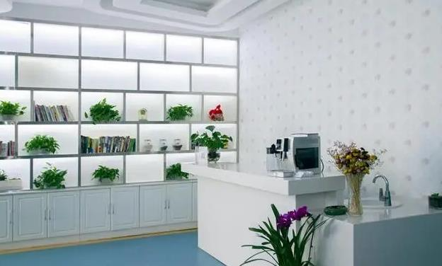 鄭州何氏醫(yī)療美容診所_大廳