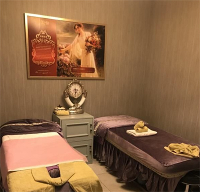 鎮(zhèn)江市中西醫(yī)結(jié)合醫(yī)院美容整形科_治療室