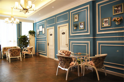 鄭州安琪兒醫(yī)療美容門診部_休息區(qū)