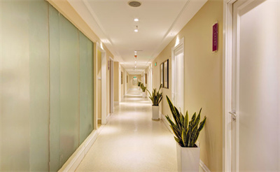 鎮(zhèn)江蘭桂坊醫(yī)療美容診所_走廊