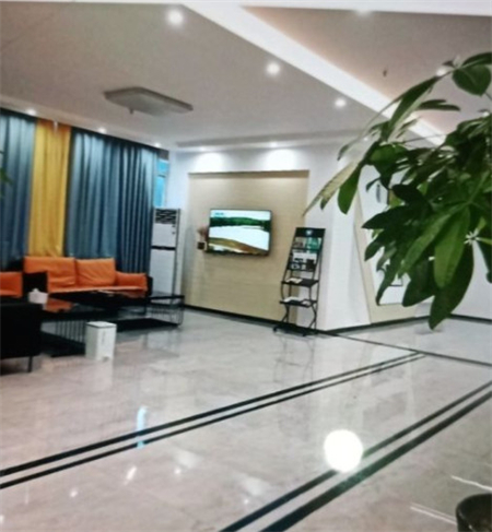 鎮(zhèn)江拜博口腔門診部_醫(yī)院一角