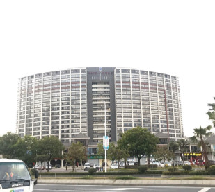 肇慶市第一人民醫(yī)院燒傷整形科_醫(yī)院正面圖