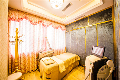 長(zhǎng)治郭愛(ài)萍醫(yī)療美容診所_面部護(hù)理室