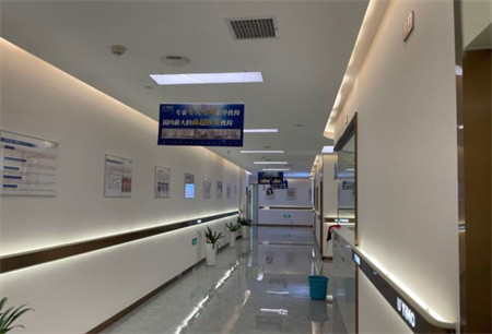 長沙渏蘅醫(yī)療美容門診部_走廊