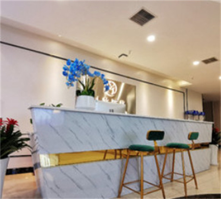 長(zhǎng)沙星薈麗格醫(yī)療美容門診部_前臺(tái)