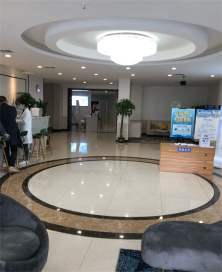 長(zhǎng)沙星薈麗格醫(yī)療美容門診部_大廳