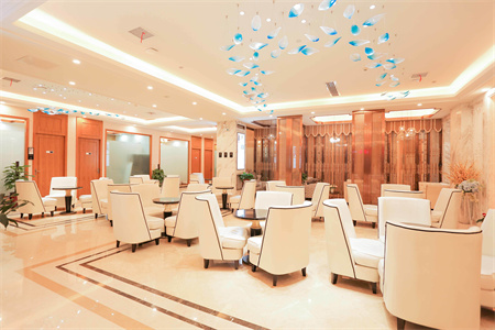 長(zhǎng)沙禾麗醫(yī)療美容門(mén)診部_休息區(qū)