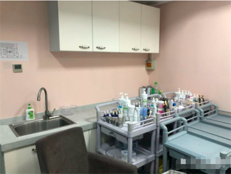 北京京民醫(yī)院（原釣魚臺醫(yī)院）整形外科_治療室