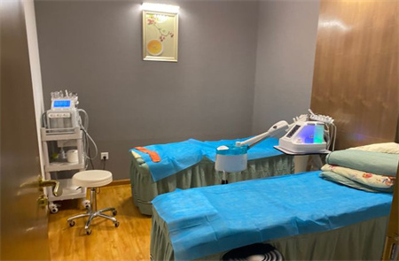 赤峰夏天整形美容門診部_治療室