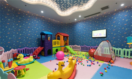 貴陽(yáng)牙博士口腔醫(yī)院_兒童游樂區(qū)
