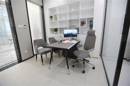 廣州中家醫(yī)口腔醫(yī)院_問診室