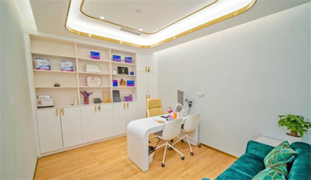 南充艾迪整形美容醫(yī)院_咨詢室