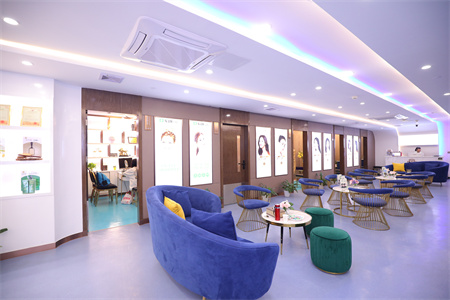 南寧奢梵醫(yī)療美容門診部_休息區(qū)