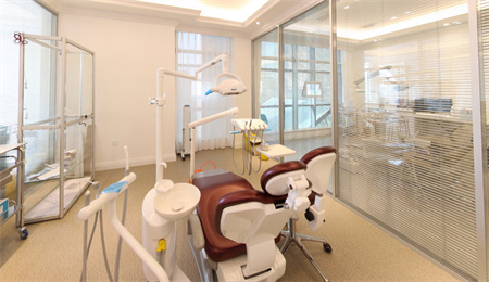 泉州維樂(lè)口腔門(mén)診部