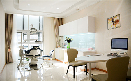 天津微笑青澄口腔門診部