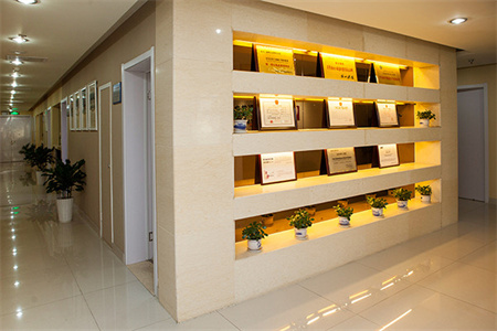 揚州雷醫(yī)生整形外科門診部