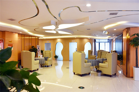 長(zhǎng)沙素妍醫(yī)療美容門(mén)診部_休息區(qū)