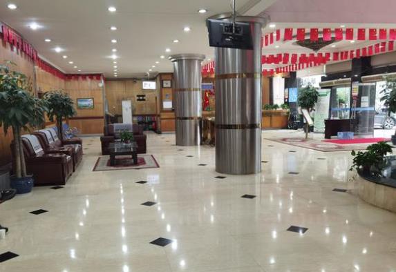 長沙鴻業(yè)皮膚病?？漆t(yī)院