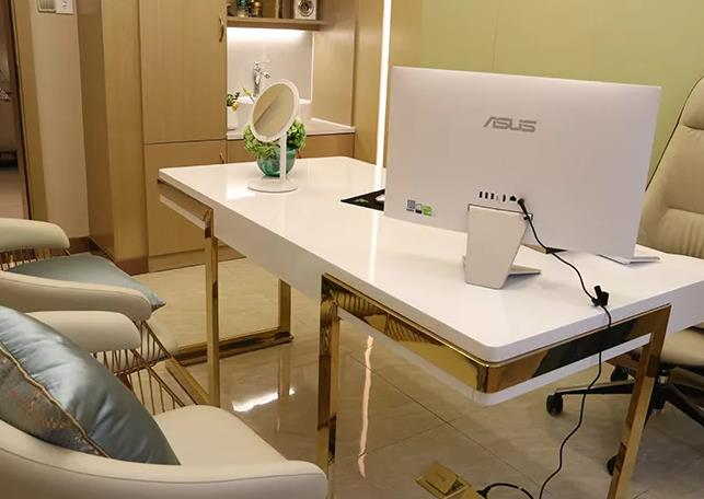 長(zhǎng)沙安鉑麗醫(yī)療美容門診部_咨詢室