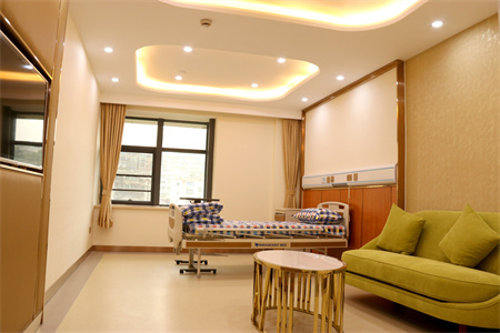 長(zhǎng)沙艾莉思芮醫(yī)療美容門診部_病房