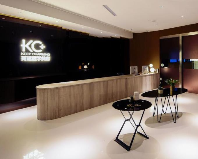 長(zhǎng)沙KC珂迷醫(yī)學(xué)美容門診部_前臺(tái)