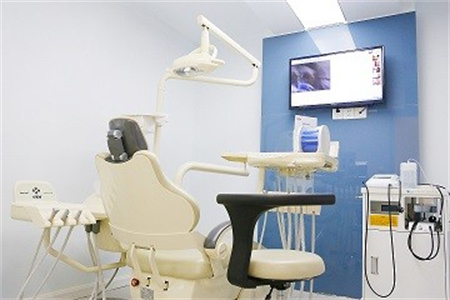 長(zhǎng)春牙博士口腔門診部_治療室2