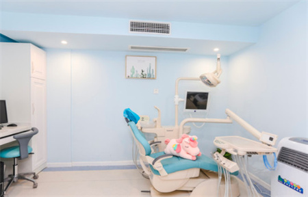 長(zhǎng)春牙博士口腔門診部_治療室1