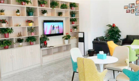 長春時磊口腔門診部_醫(yī)院休息區(qū)