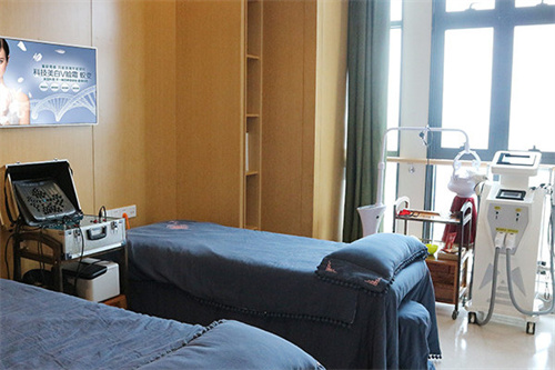 長(zhǎng)春麗人醫(yī)療美容門診部_治療室