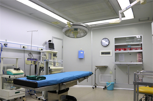 長(zhǎng)春姜醫(yī)生醫(yī)療美容診所_手術(shù)室