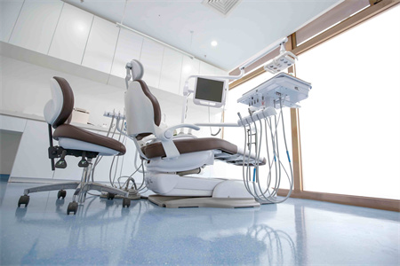 長春傳陽牙科口腔門診部