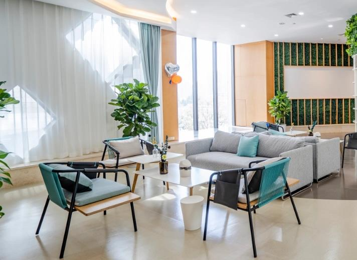 云南松鼠口腔醫(yī)院_休息區(qū)