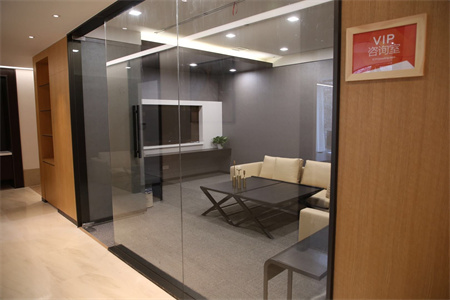 云南新新華植發(fā)醫(yī)院_咨詢室