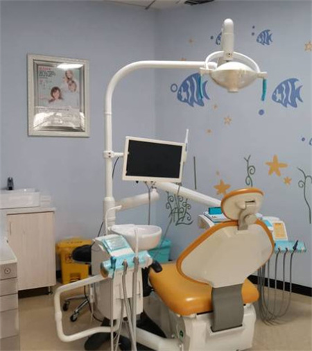 岳陽中健口腔門診部_治療室