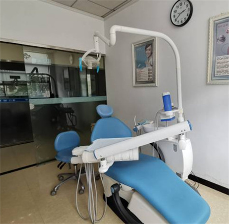 岳陽中健口腔門診部