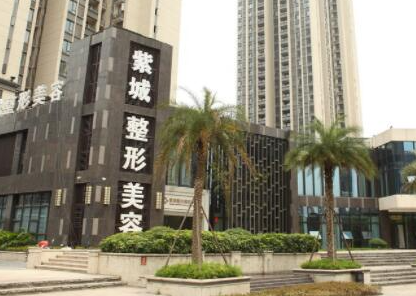 重慶胸部整形醫(yī)院排行榜單大盤點(diǎn)！看看有你鐘意的嗎！