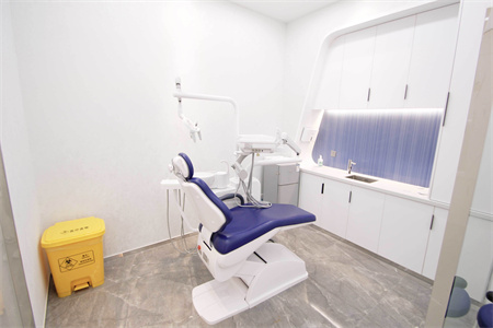 銀川市口腔醫(yī)院_治療室