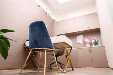 銀川愛(ài)美麗醫(yī)療美容門診部_咨詢室