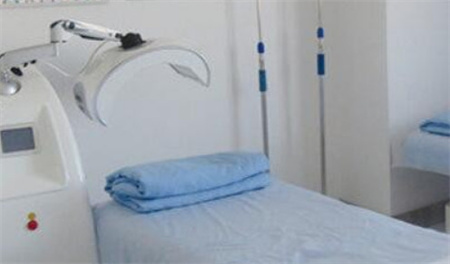 益陽(yáng)德?tīng)柮揽歪t(yī)療美容門診部_治療室