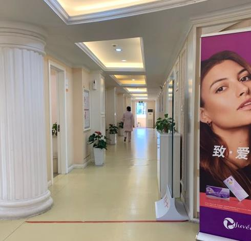 宜興麗都醫(yī)療美容門診部_醫(yī)院走廊