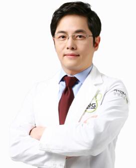 崔在赫.jpg 崔在赫.jpg