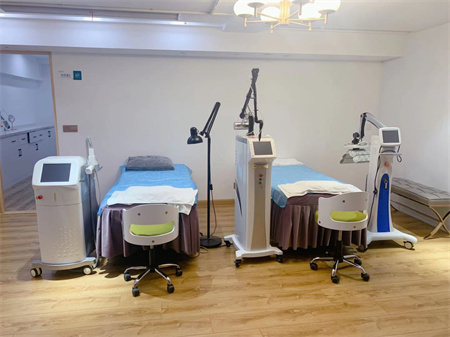 宜賓礦山急救醫(yī)院燒傷整形科_皮膚治療室