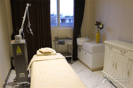 揚州艾菲斯醫(yī)療美容門診部_治療室
